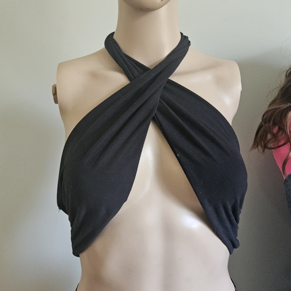 Black Tiny Top Halter Twist Crop Top